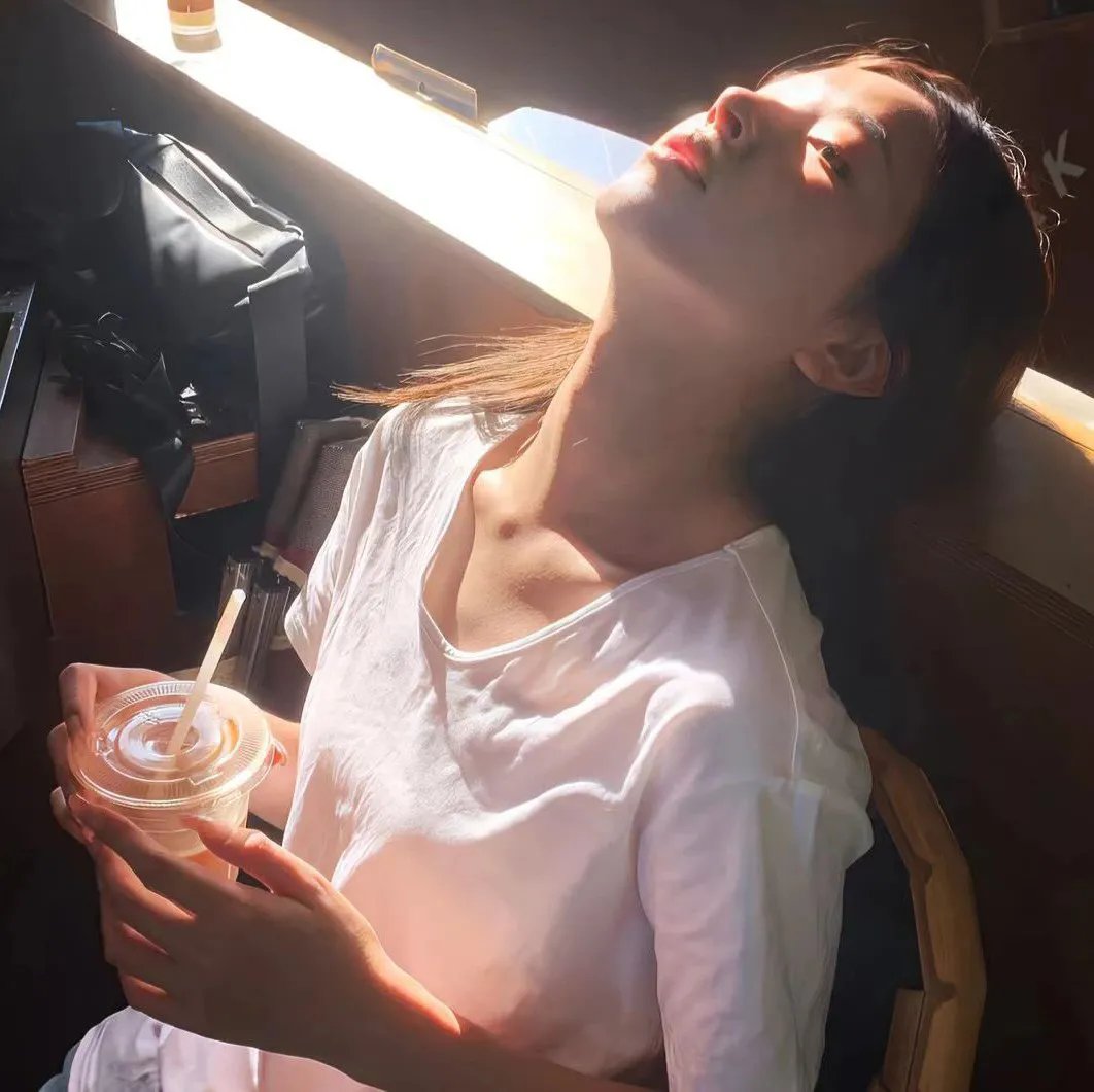 北极百货店的接待员